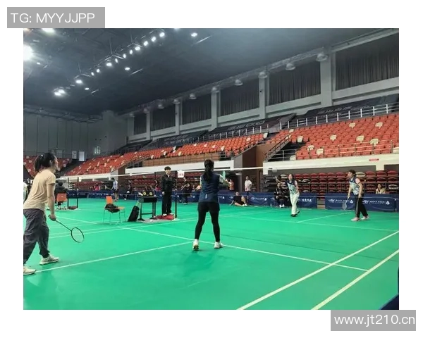 杭州羽毛球队团队协作实力飙升创新高排名引发广泛关注